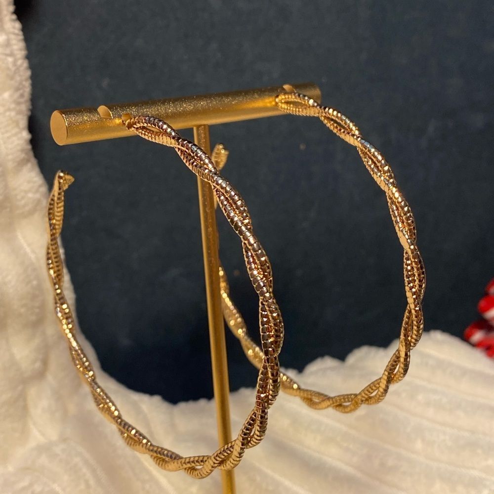 🤠 WESTERN LARGE HOOP WRANGLER EARRINGS LIGHTWEIGHT GOLD CHUNKY - Picture 4 of 5